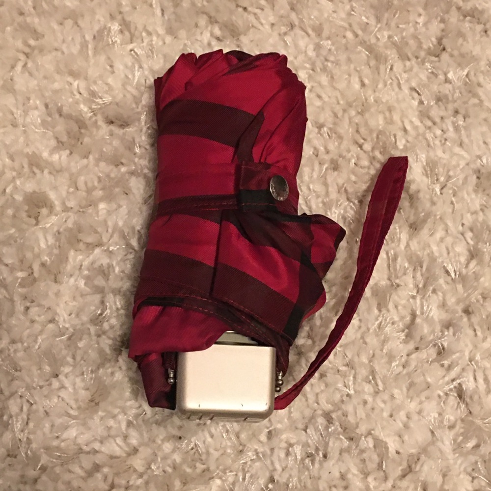 Burberry london compact umbrella